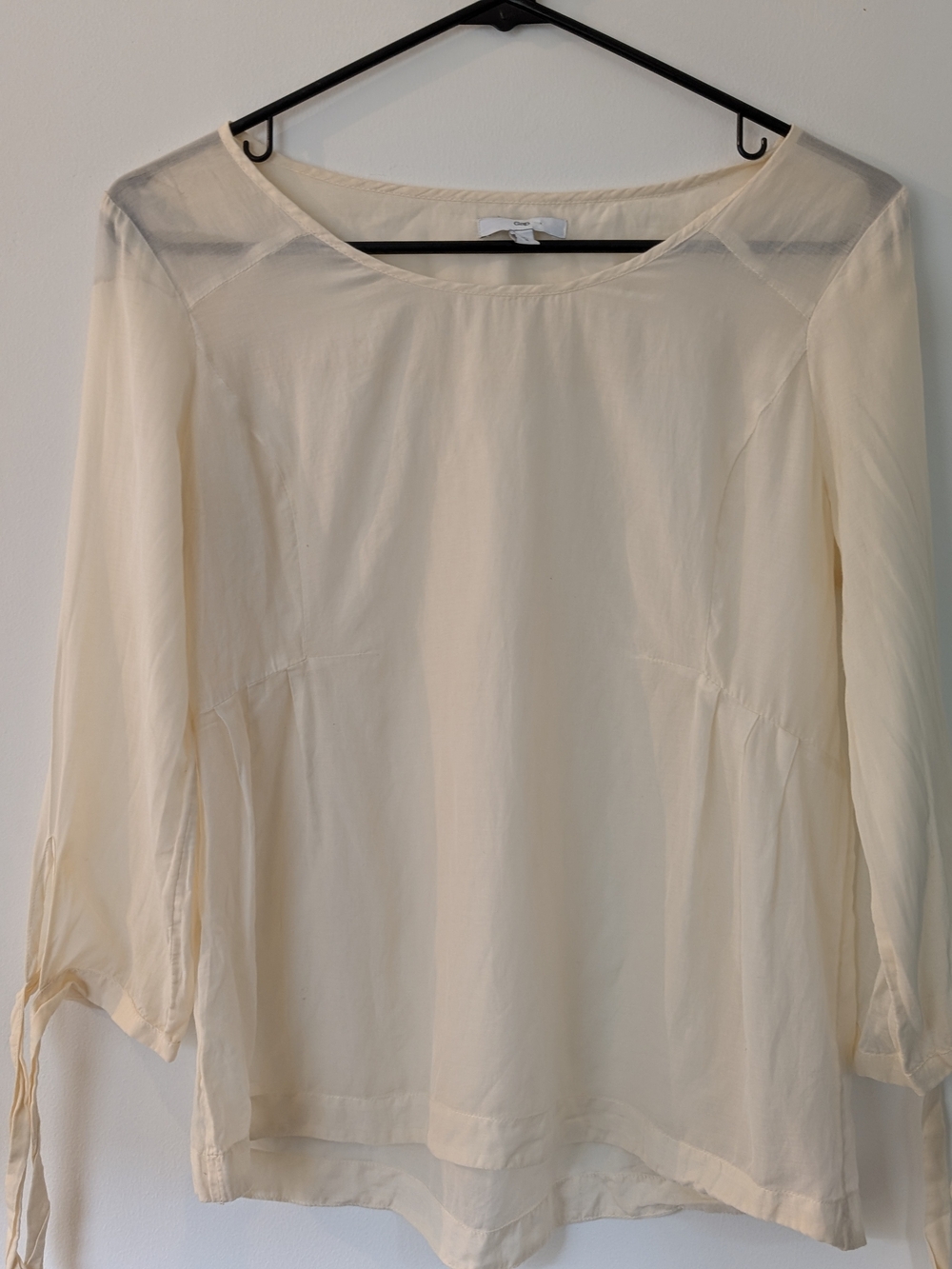 Light Cream Women's Long-Sleeve Blouse